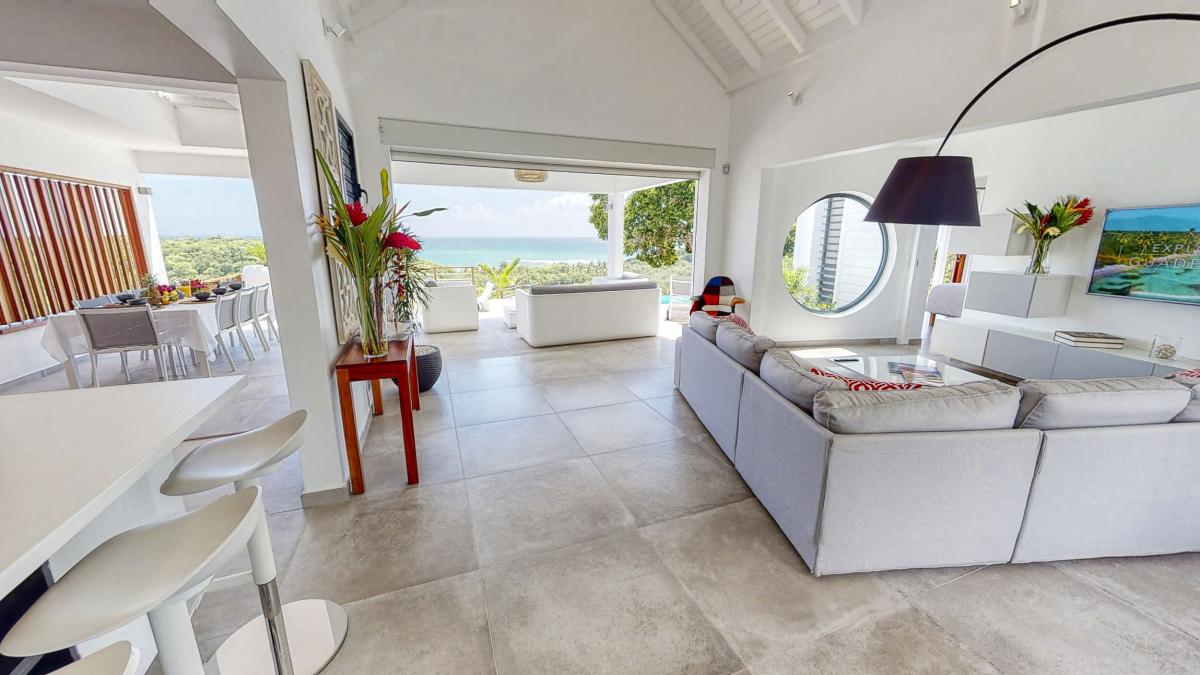 13.Location villa piscine vue mer Sainte Anne Guadeloupe